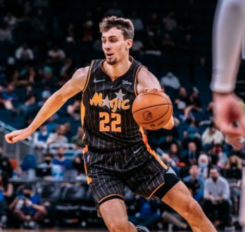 相隔千里 相隔千里