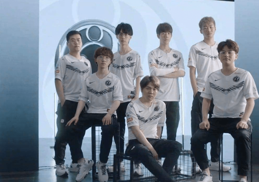 赛中观众们 赛中观众们